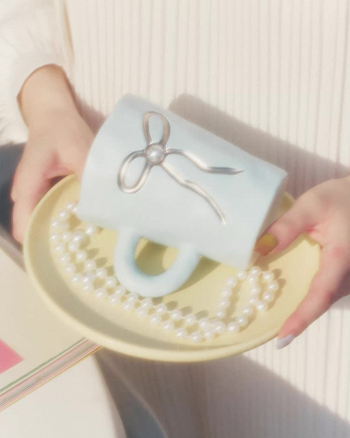 Bow Pearl Ceramic Mug | Pastel Colours Untable 3