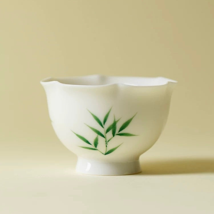 里作 玉瓷手绘青竹花口茶杯功夫茶具高颜值主人杯女士个人品茗杯 花口杯