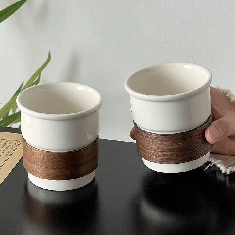Minimalist Ceramic Cup with Bamboo Sleeve – 220 ml Untable 8