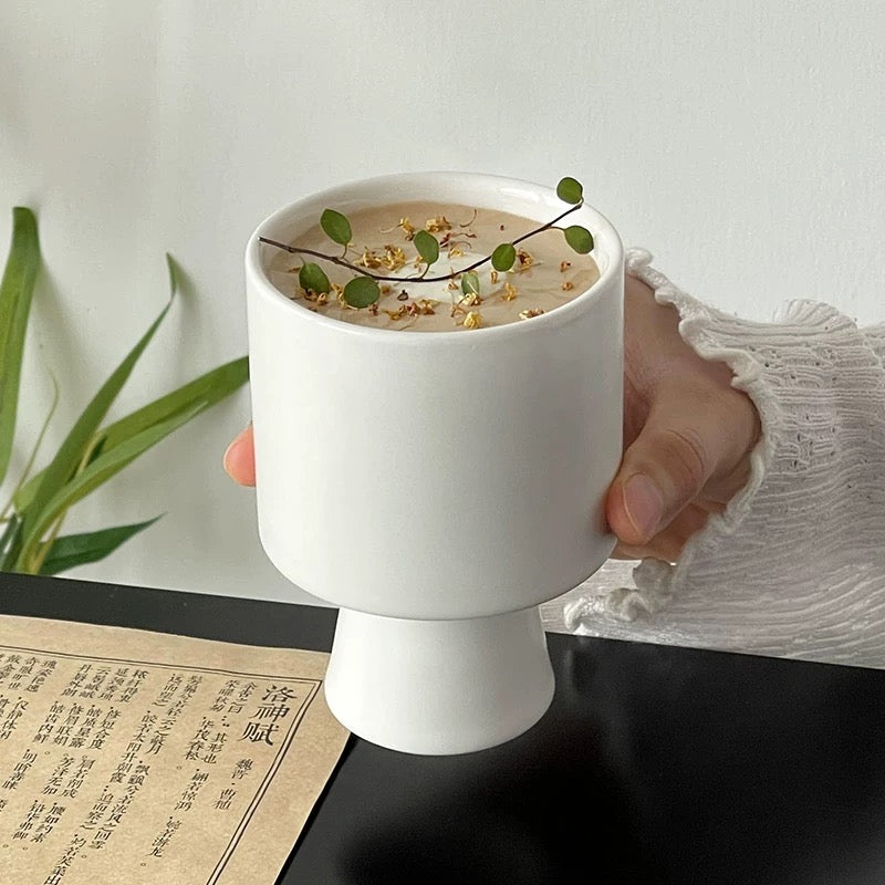 Minimalist_White_Ceramic_Goblet_230_ml_Untable 5