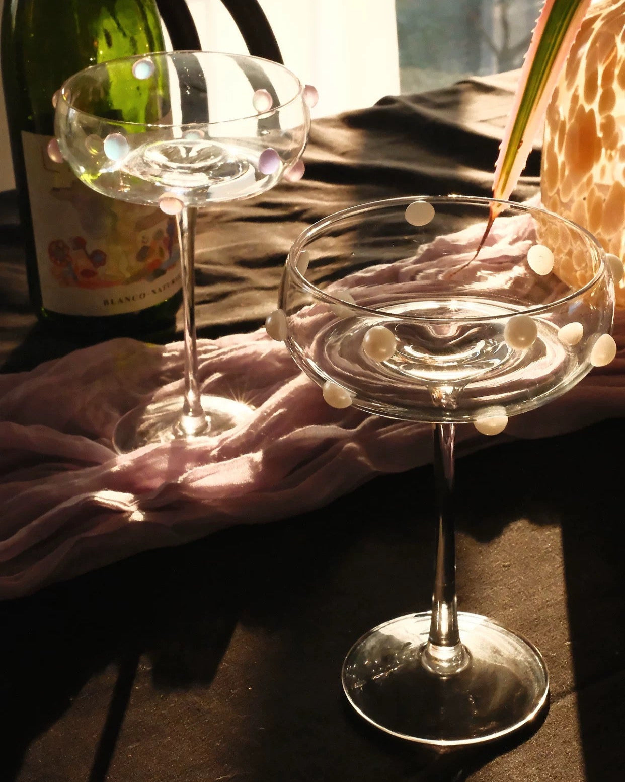 Pearl Dot Coupe Glass | Hand-applied Beads Untable 7