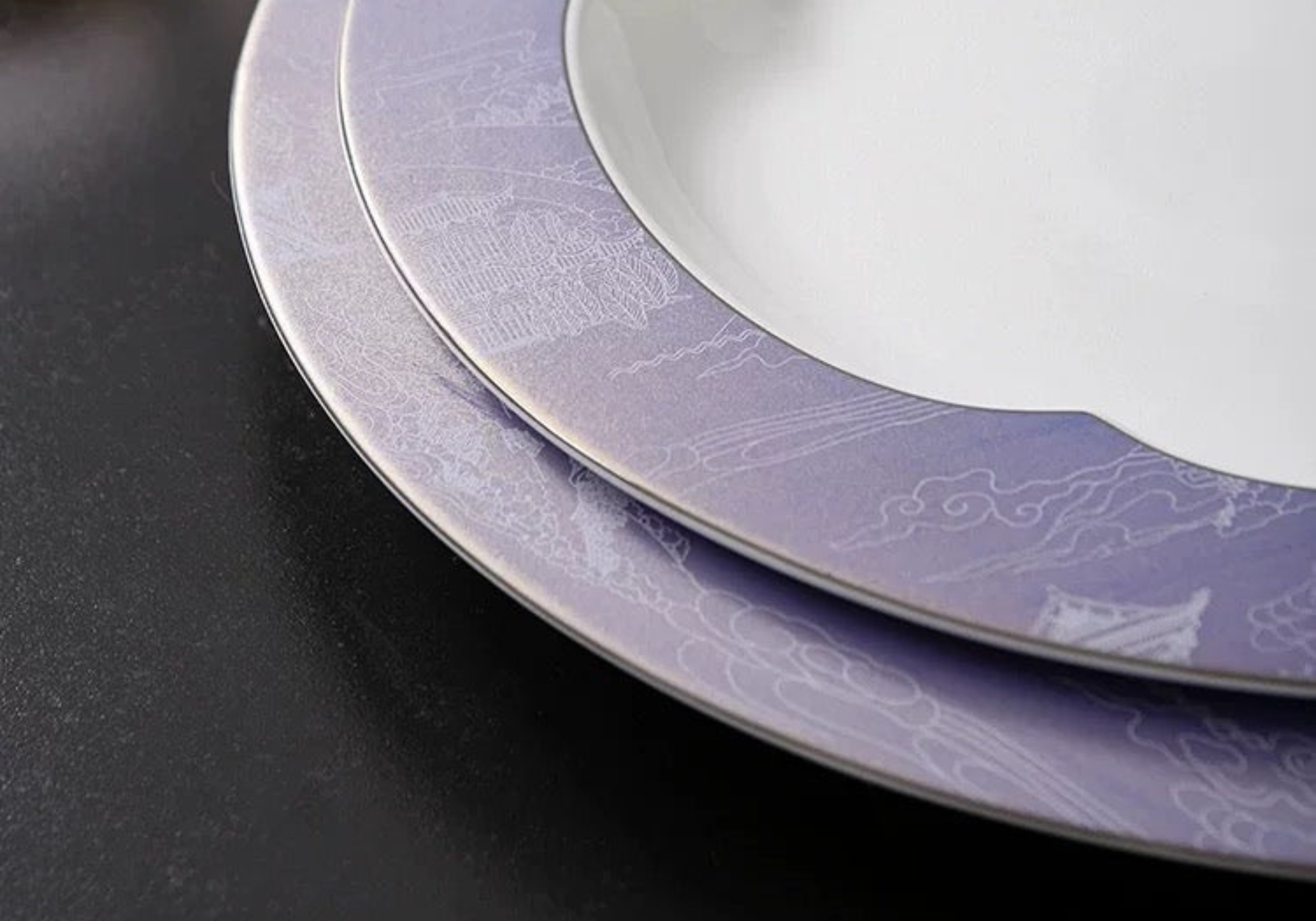 Ruyi Wide Rim Plate | Palace Purple Untable design story