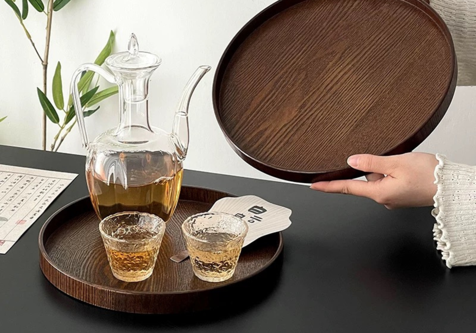 Walnut Round Wooden Tray Untable design story