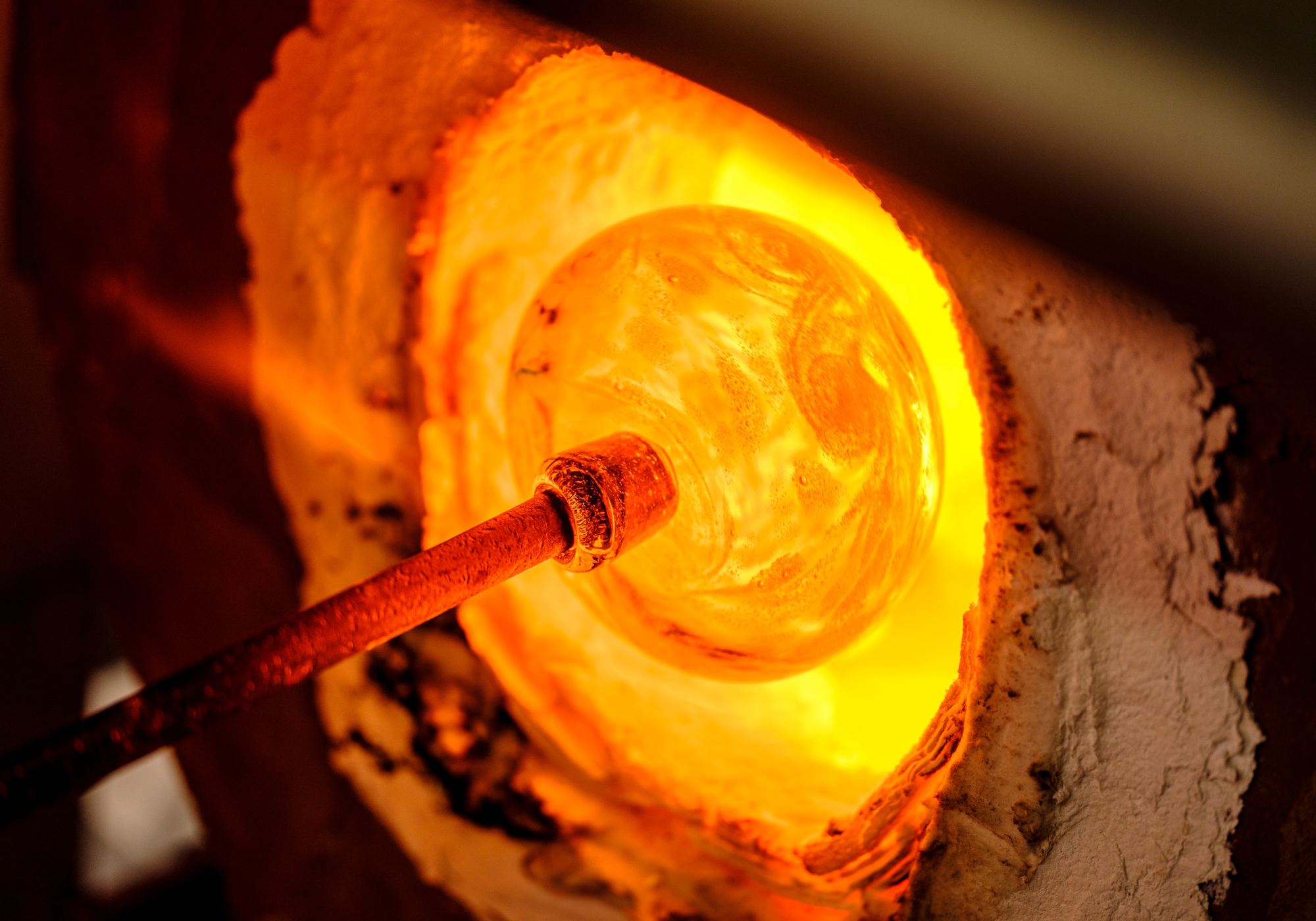 craft_origin_design_story_untable glass