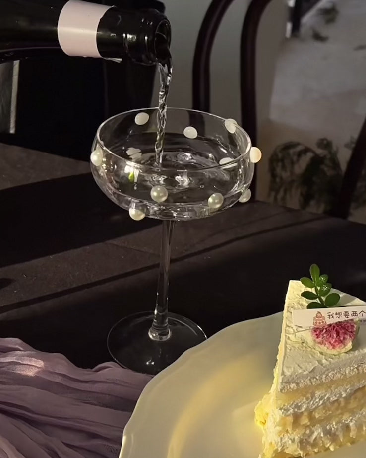 Pearl Dot Coupe Glass | Hand-applied Beads Untable 2